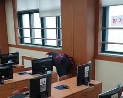 바퀴벌레퇴치 작업현장-학교